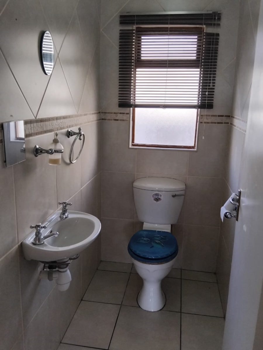 3 Bedroom Property for Sale in Country Club Western Cape